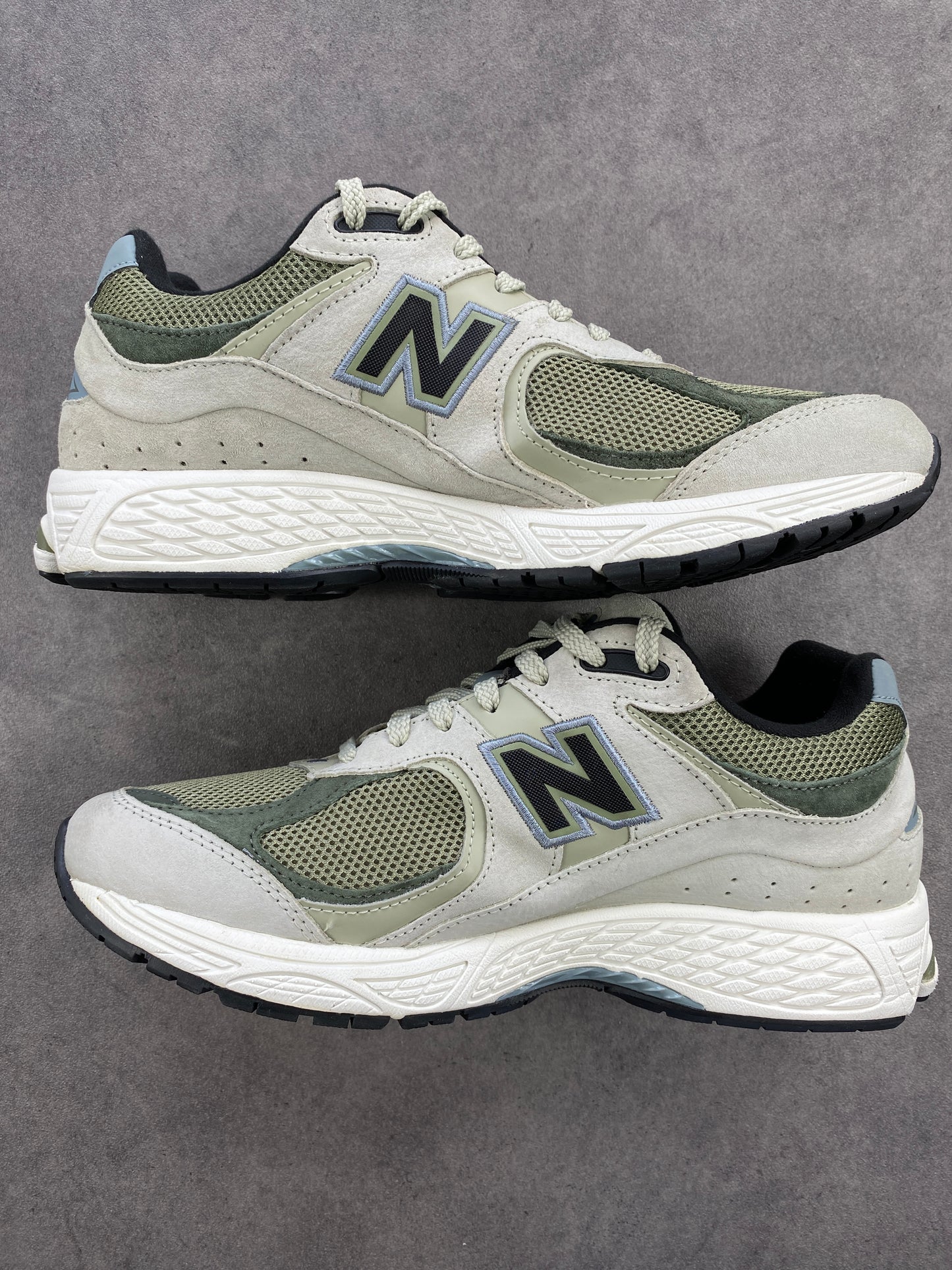 New Balance 2002R Silver Pine Olive Leaf