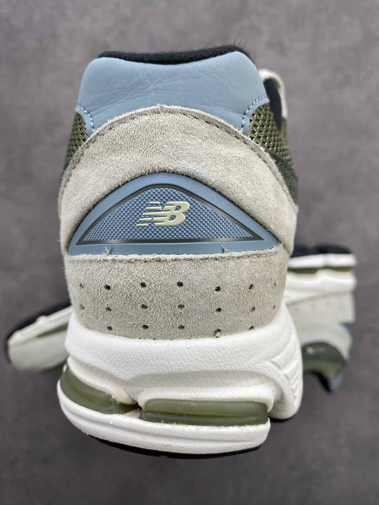 New Balance 2002R Silver Pine Olive Leaf