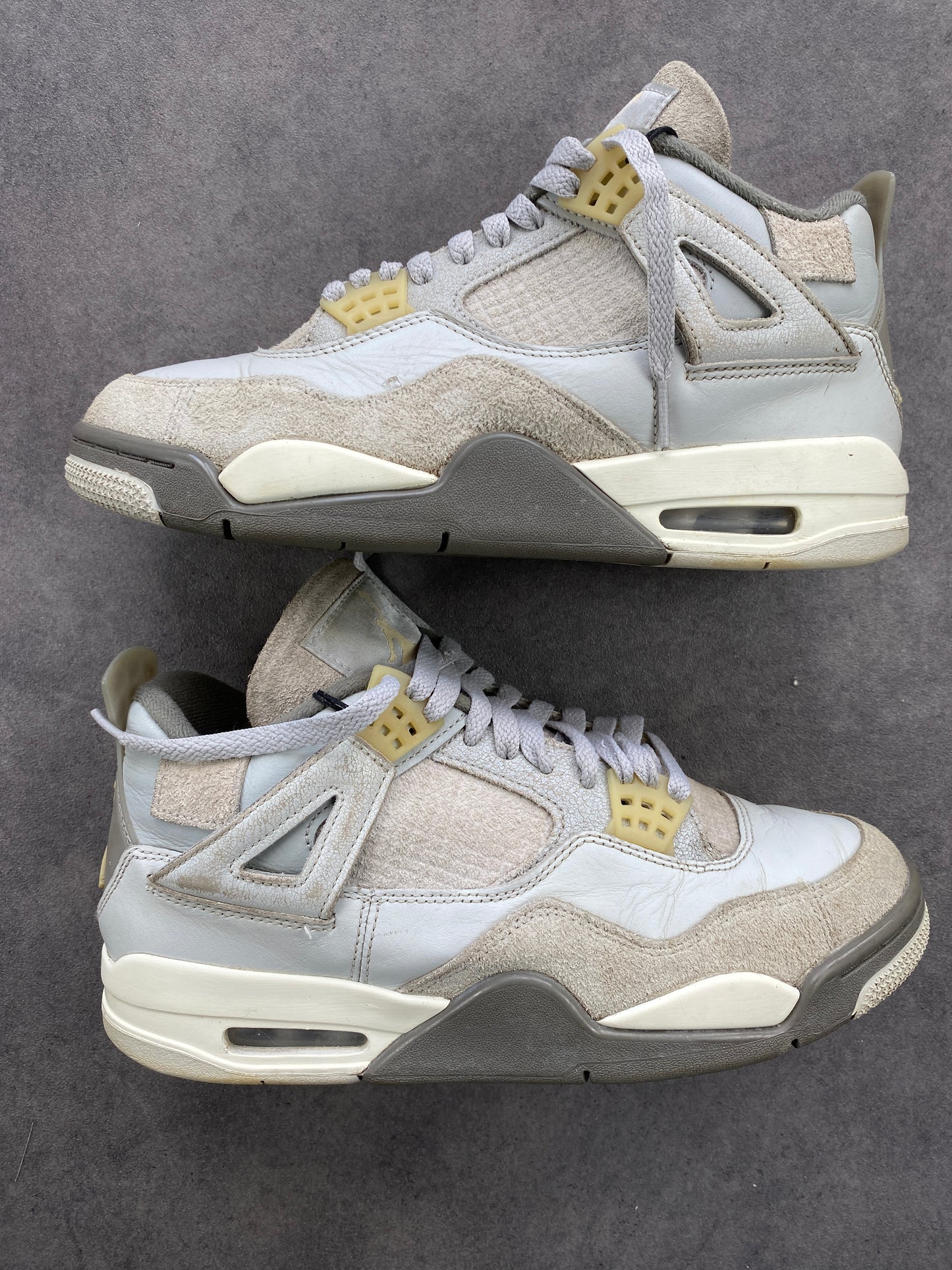 Jordan 4 Retro SE Craft Photon Dust
