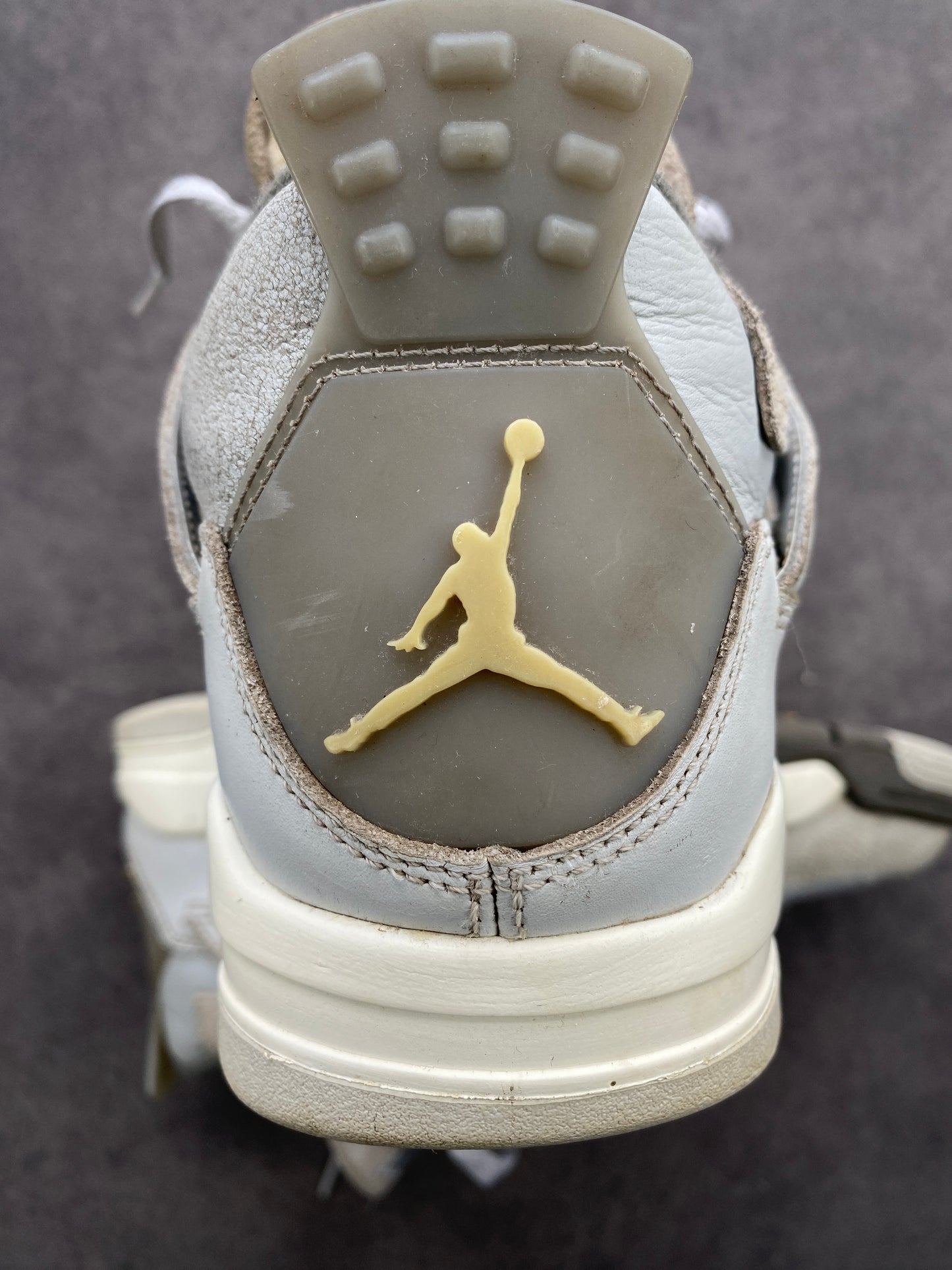 Jordan 4 Retro SE Craft Photon Dust