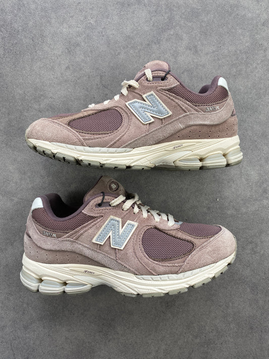 New Balance 2002R Black Fig