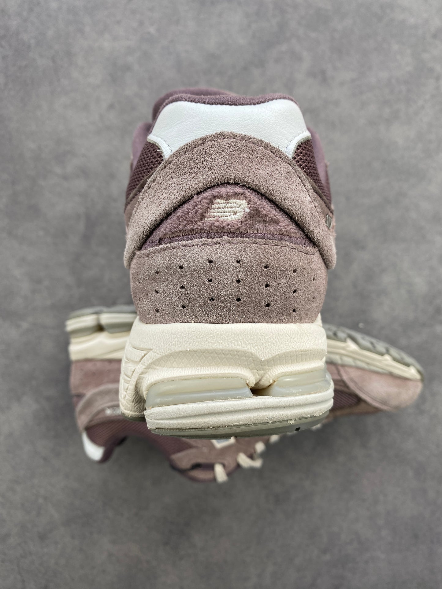 New Balance 2002R Black Fig