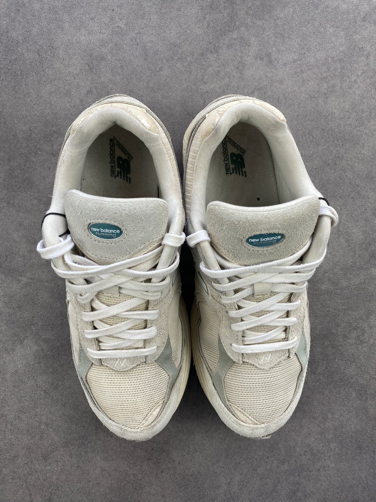 New Balance 2002R Linen
