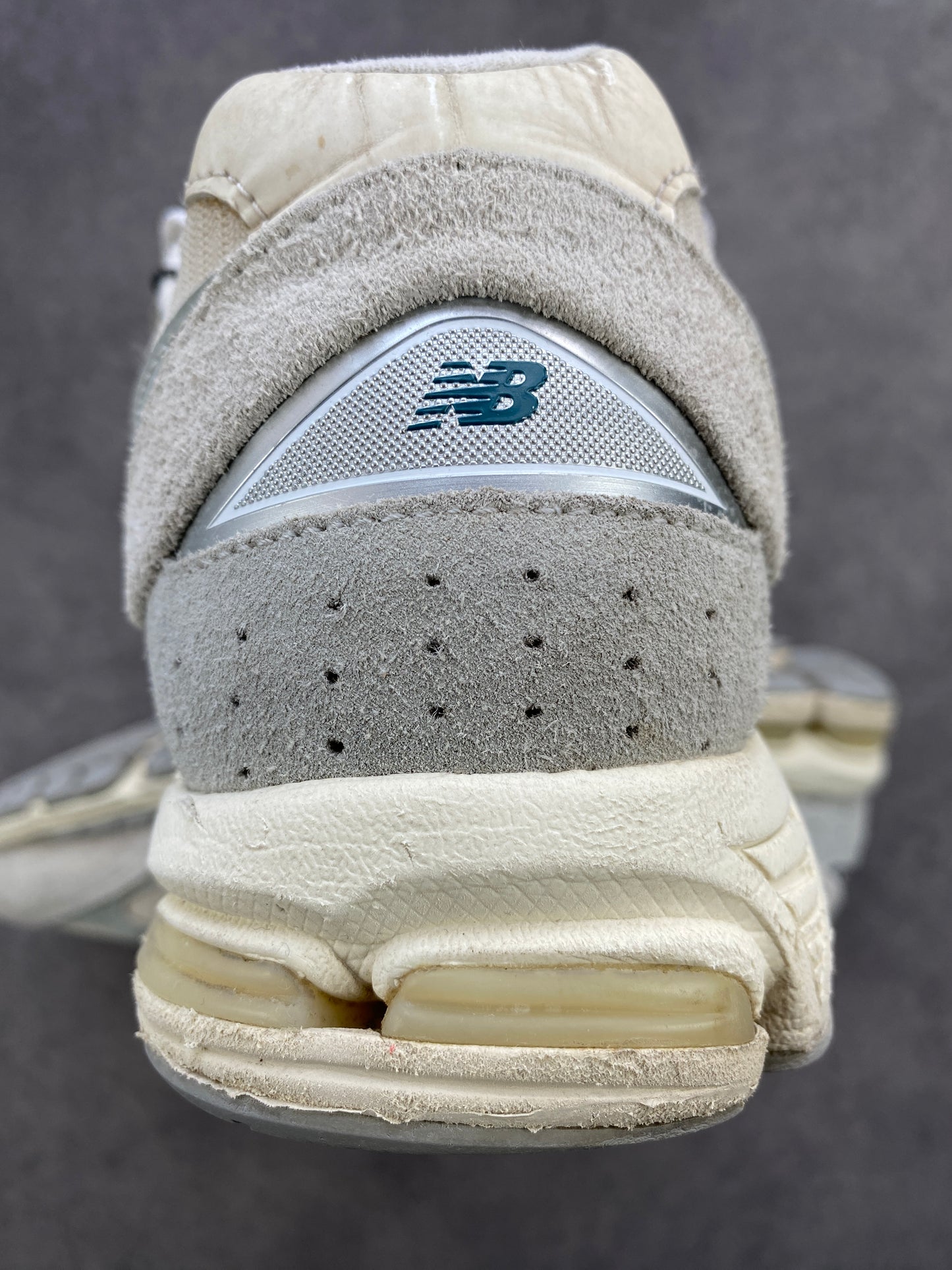 New Balance 2002R Linen