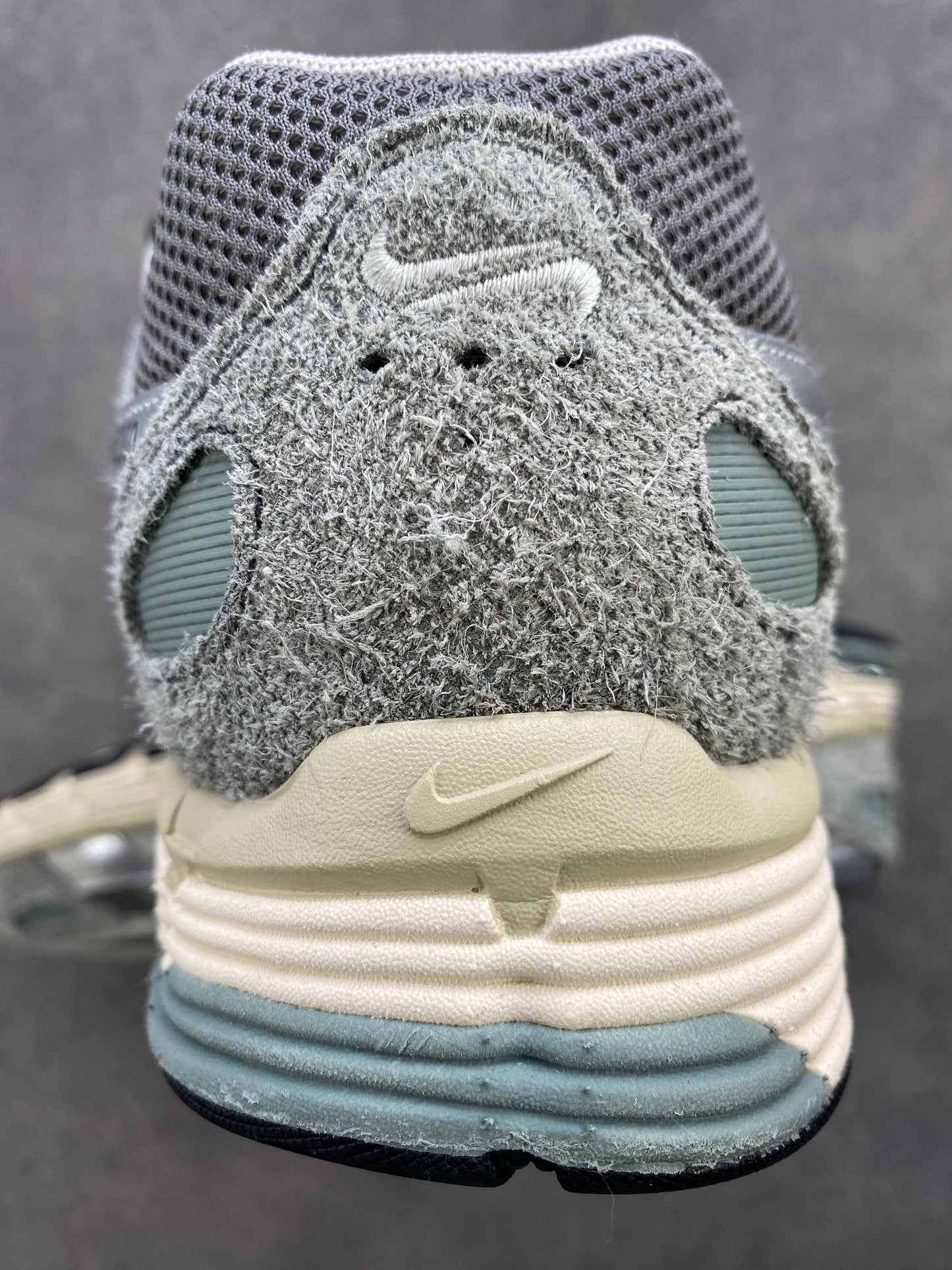 Nike P-6000 Flat Pewter