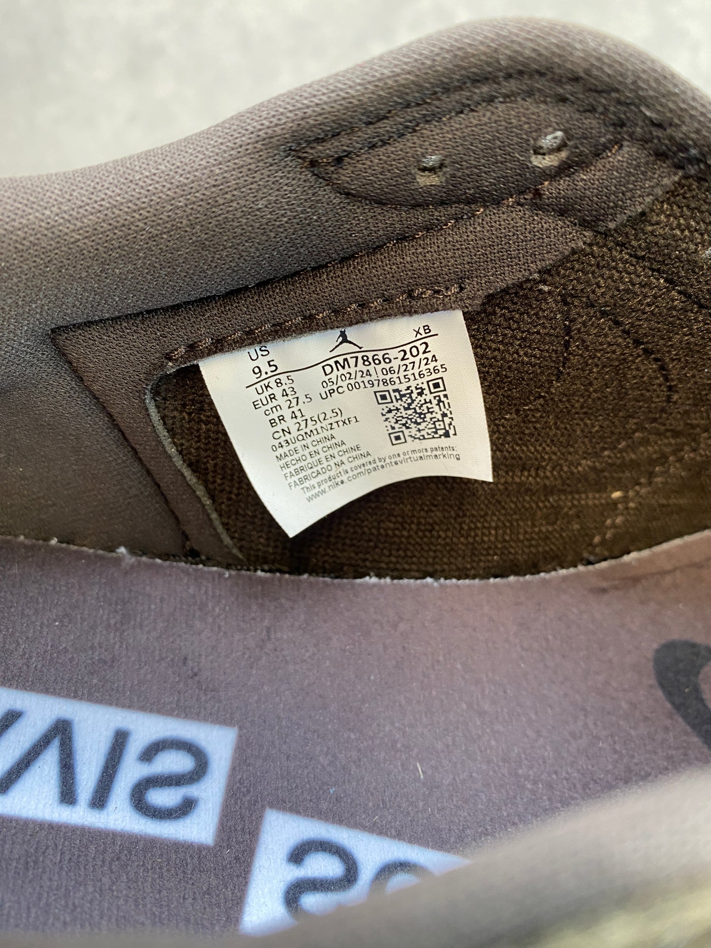 Jordan 1 Retro Low OG SP Travis Scott Velvet Brown