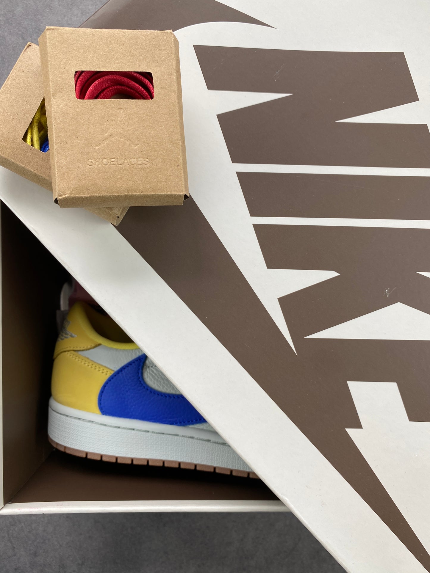 Jordan 1 Retro Low OG SP Travis Scott Canary