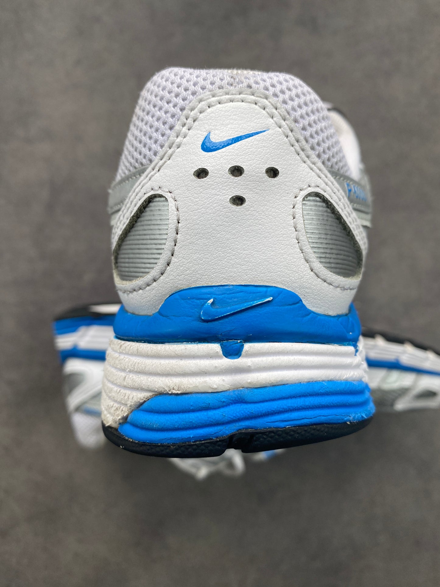 Nike P-6000 Metallic Platinum Photo Blue