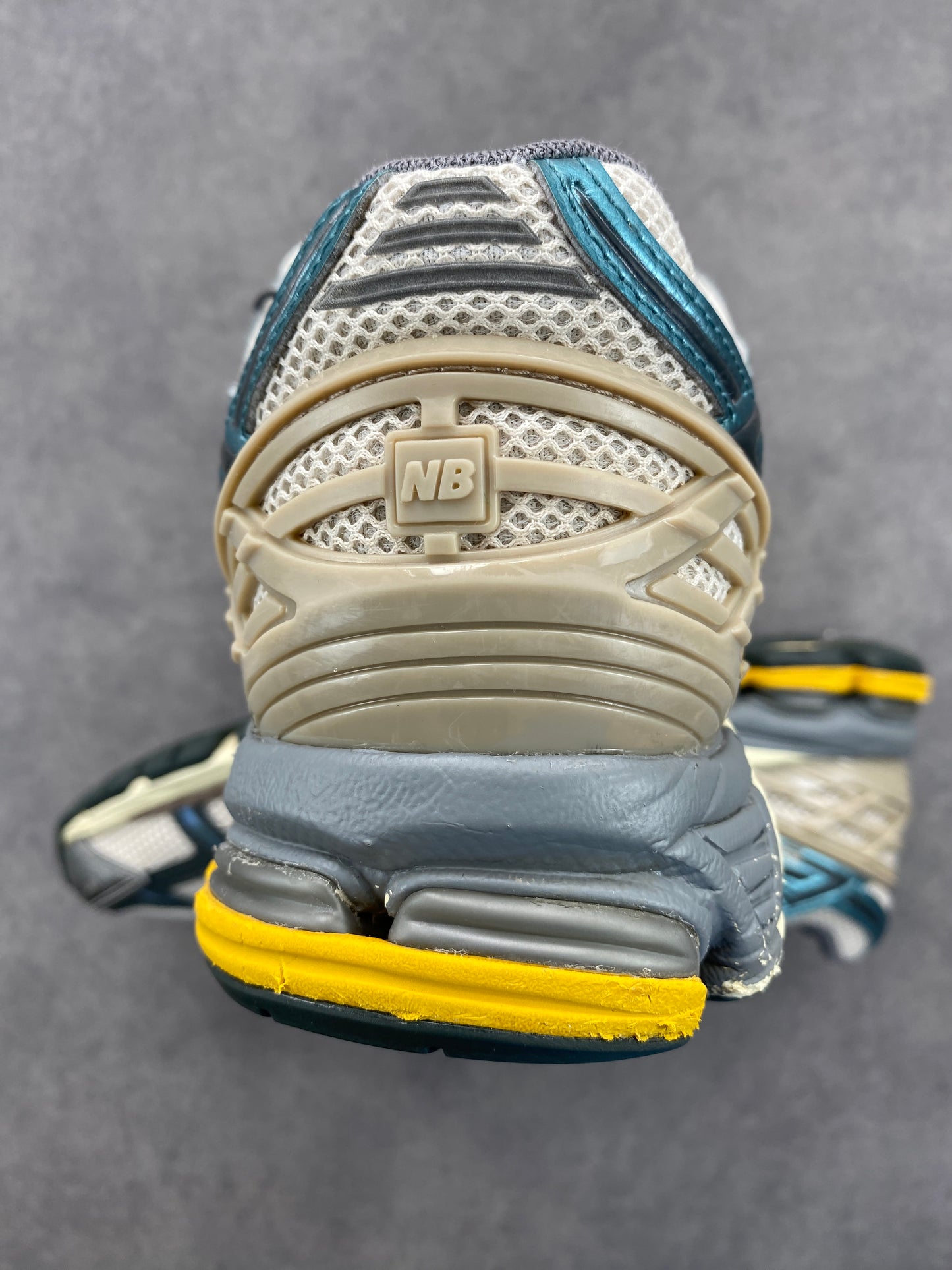 New Balance 1906R Metallic Teal New Spruce