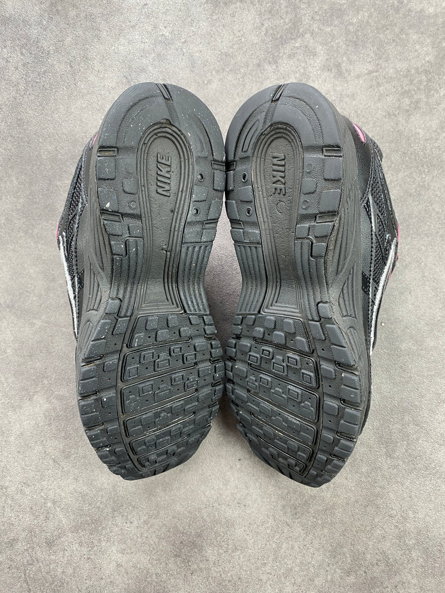 Nike P-6000 Pink Blast Metallic Silver Black