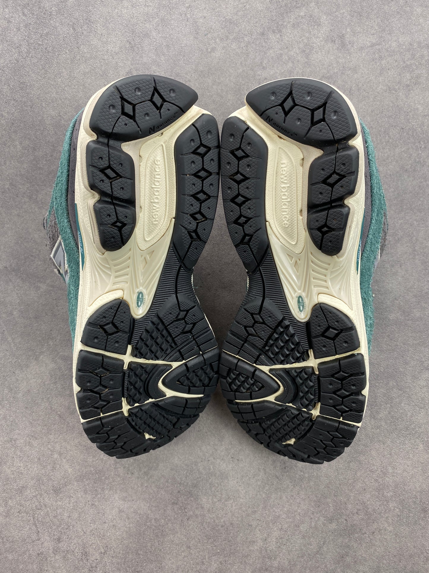 New Balance 2002R New Spruce Magnet