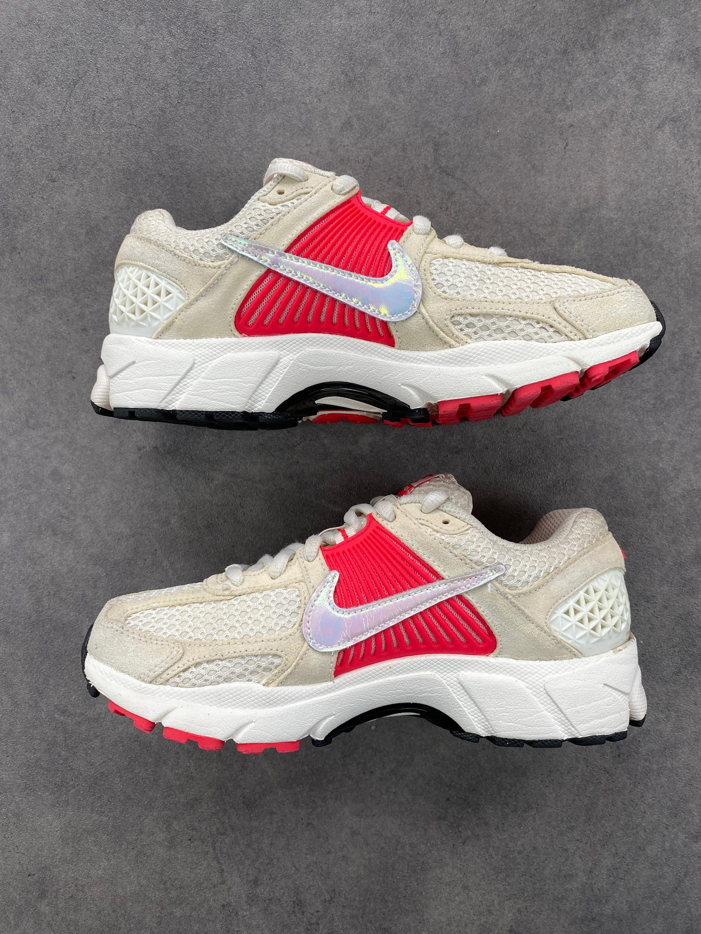 Nike Zoom Vomero 5 Siren Red
