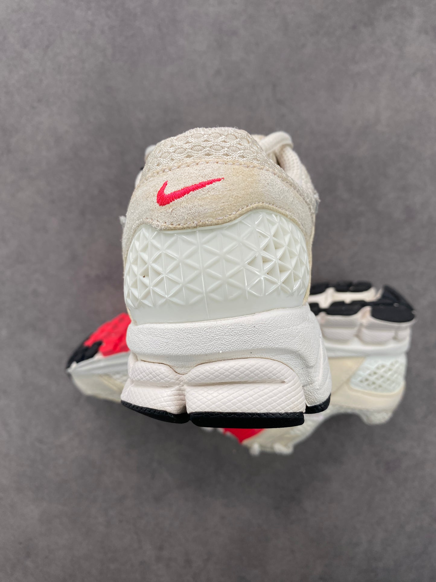 Nike Zoom Vomero 5 Siren Red