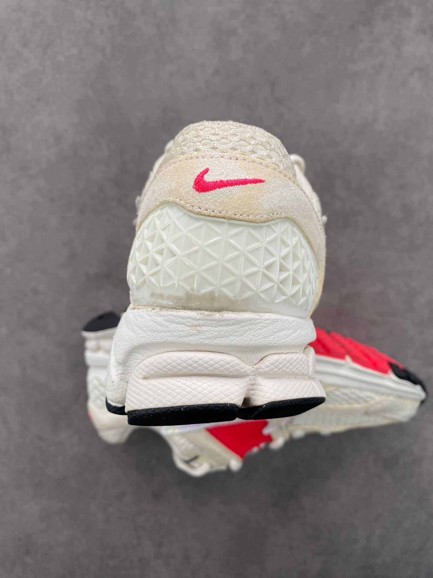Nike Zoom Vomero 5 Siren Red