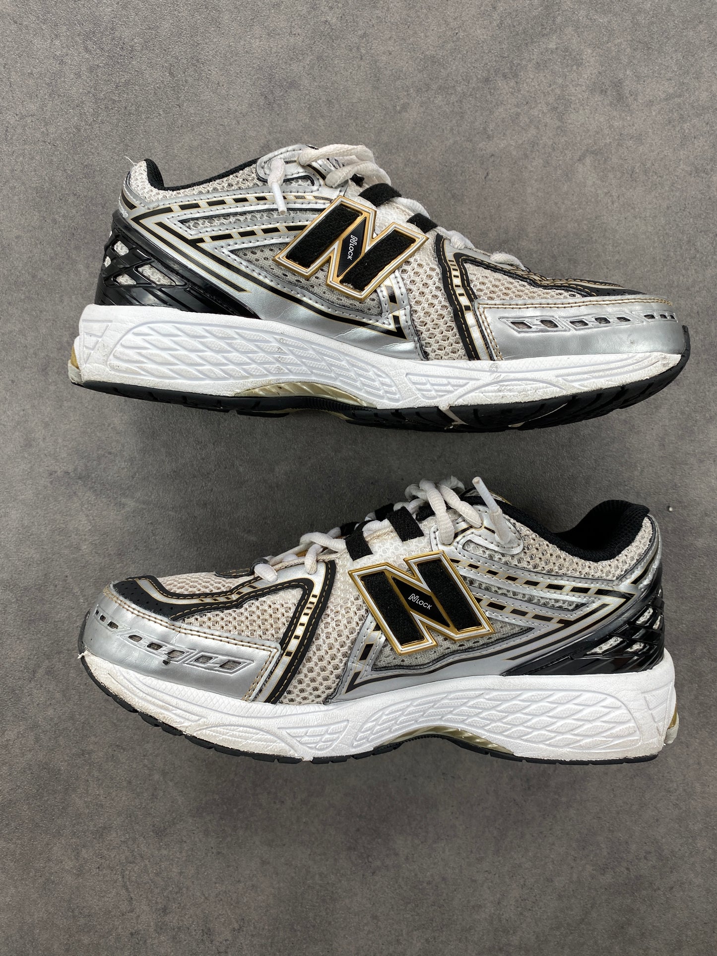 New Balance 1906R White Metallic Gold