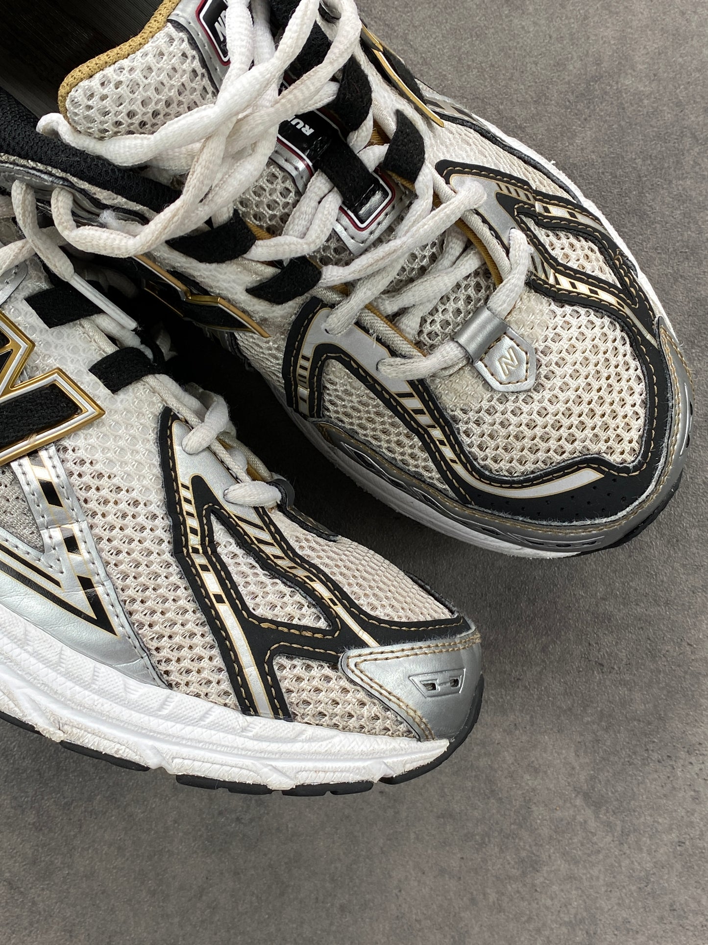 New Balance 1906R White Metallic Gold