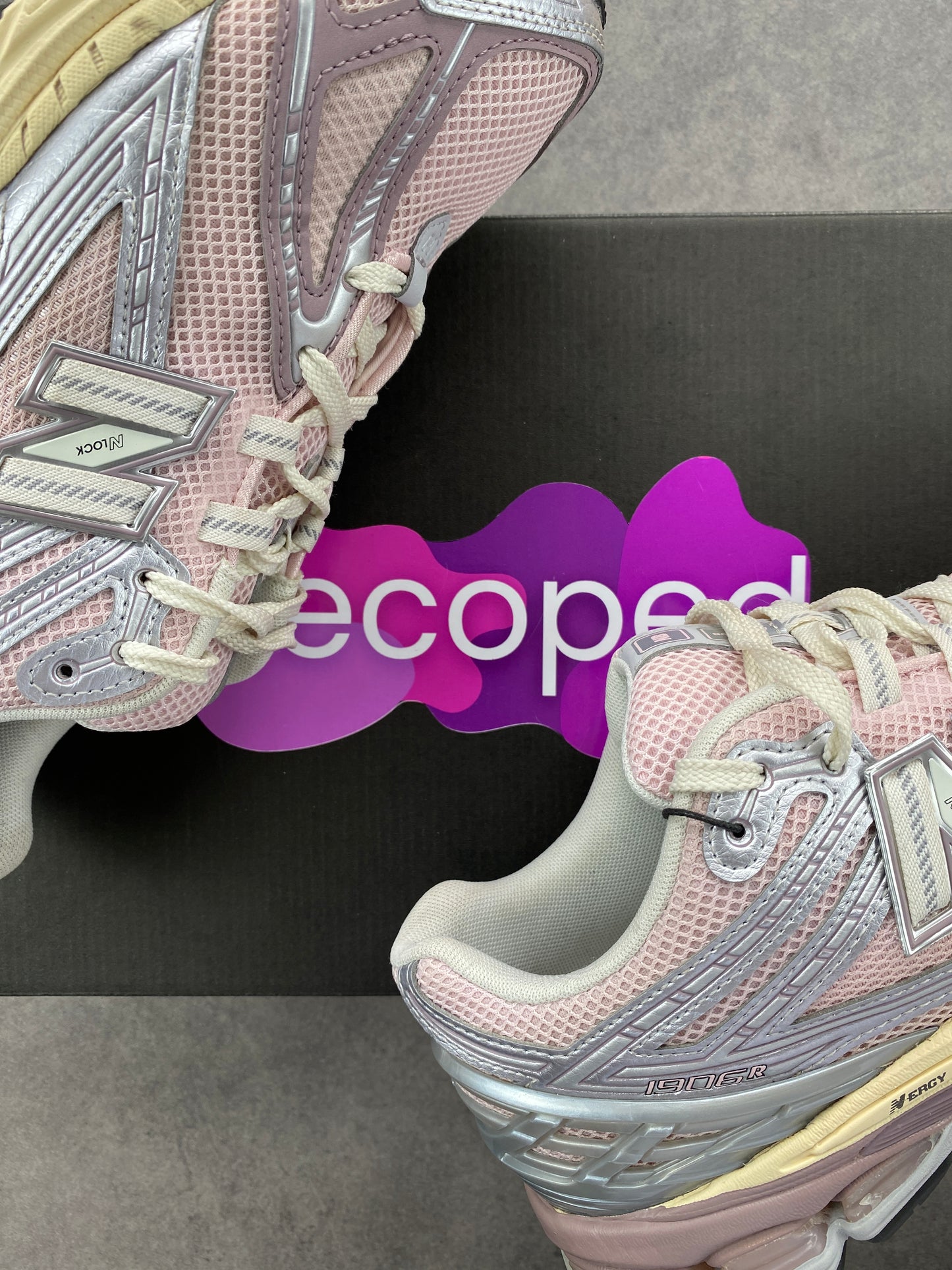 New Balance 1906R Rose Sugar Silver