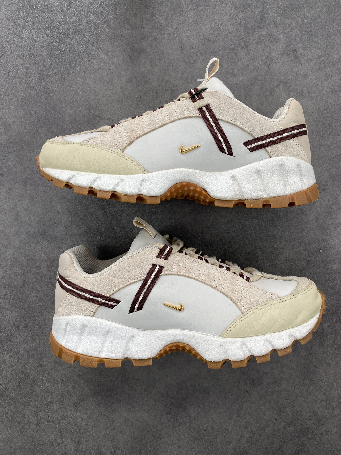 Nike Air Humara LX Jacquemus Light Bone Gold