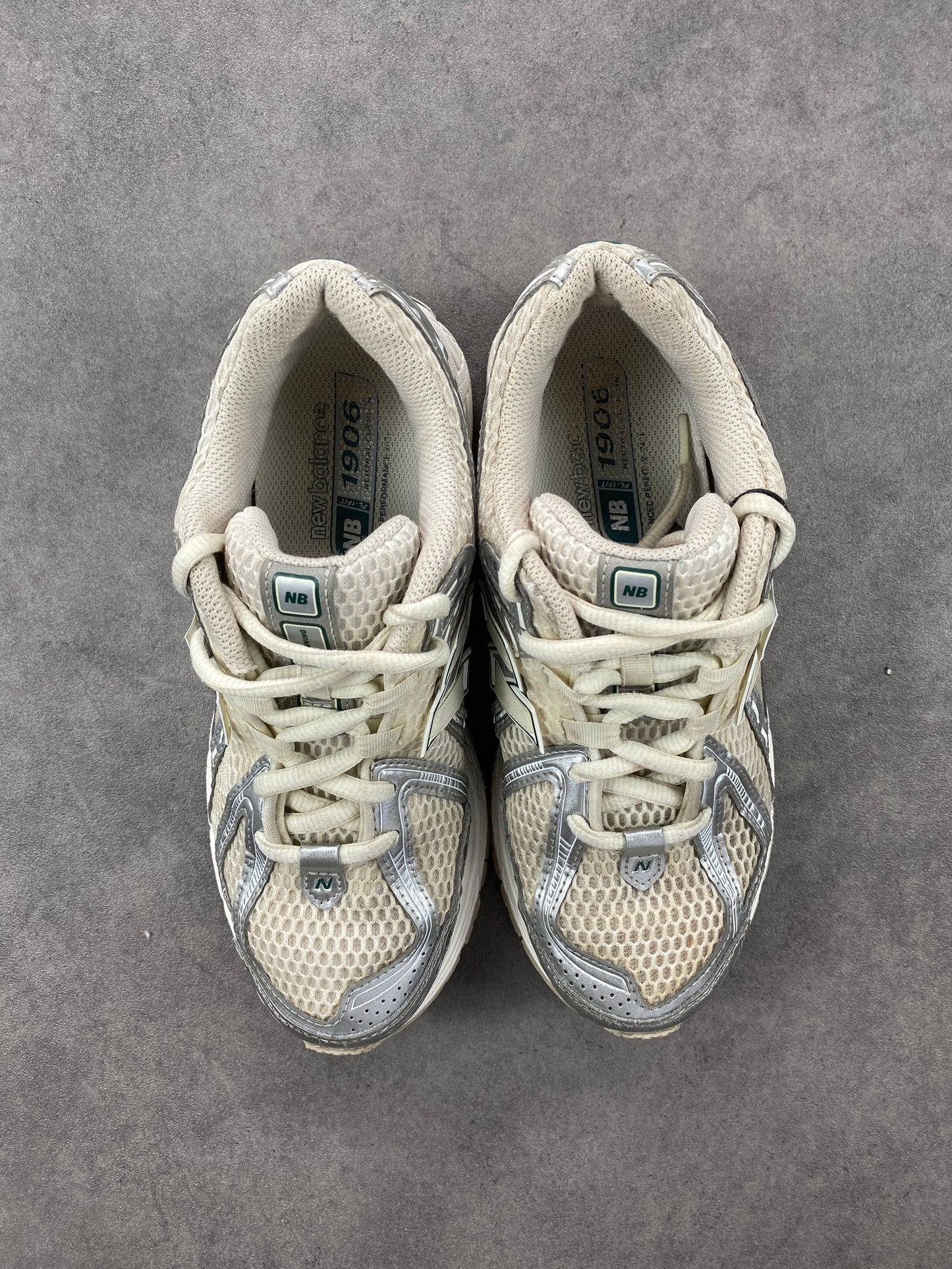 New Balance 1906R Silver Metallic Sea Salt