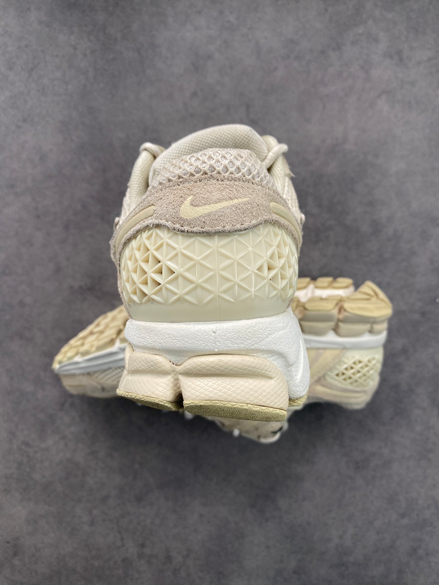 Nike Zoom Vomero 5 Beach