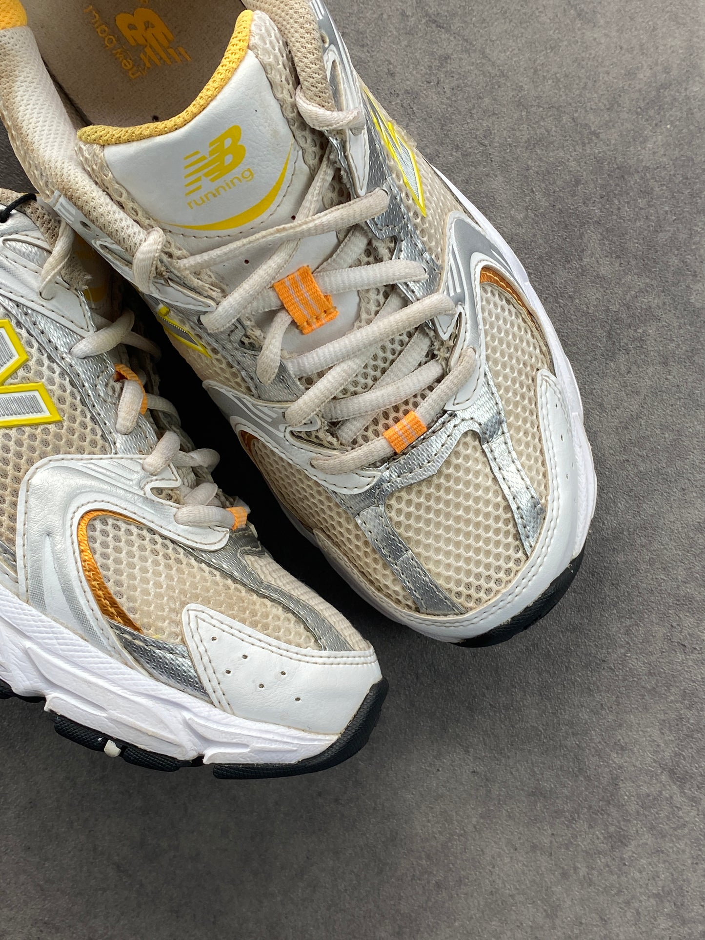 New Balance 530 White Vibrant Apricot Silver Metallic
