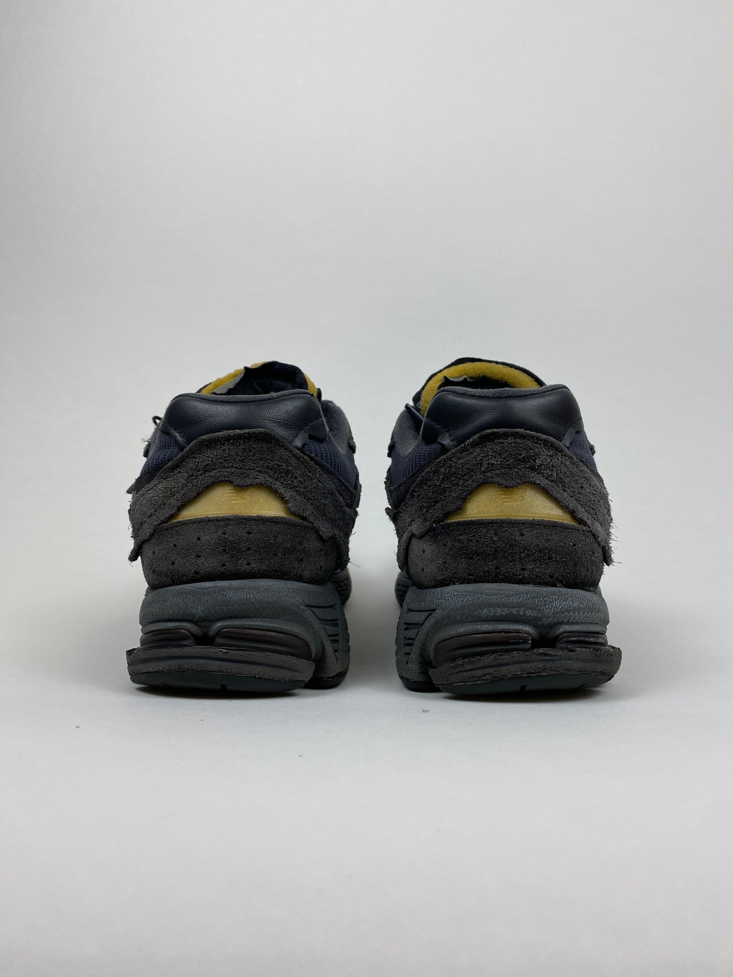 New Balance 2002R Protection Pack Phantom (Taille 44)