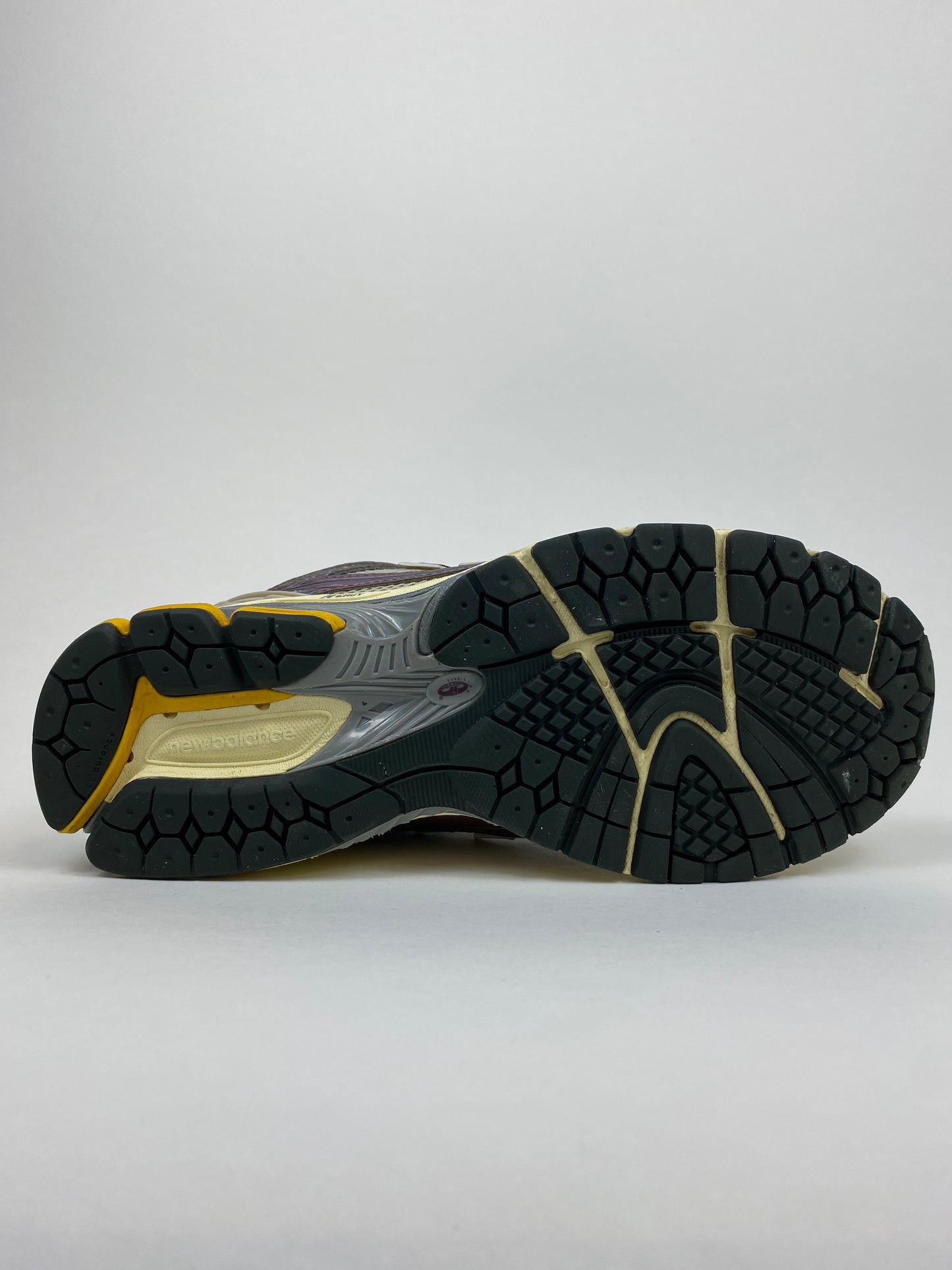 New Balance 1906R Licorice (Taille 44)