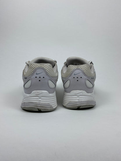 Nike P-6000 SE Summit White Vast Grey Wolf Grey (Taille 43)