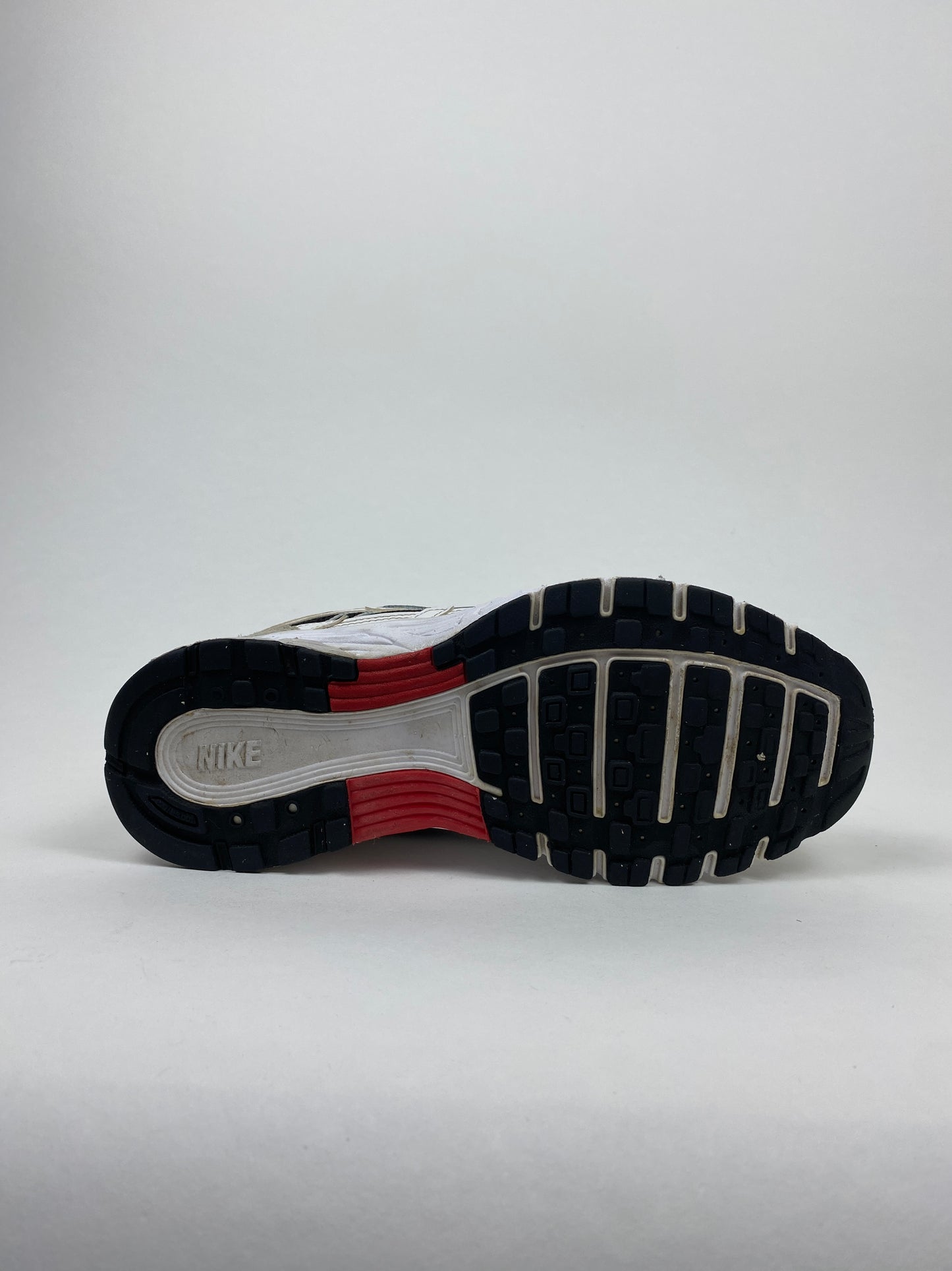 Nike P-6000 White University Red (Taille 38)