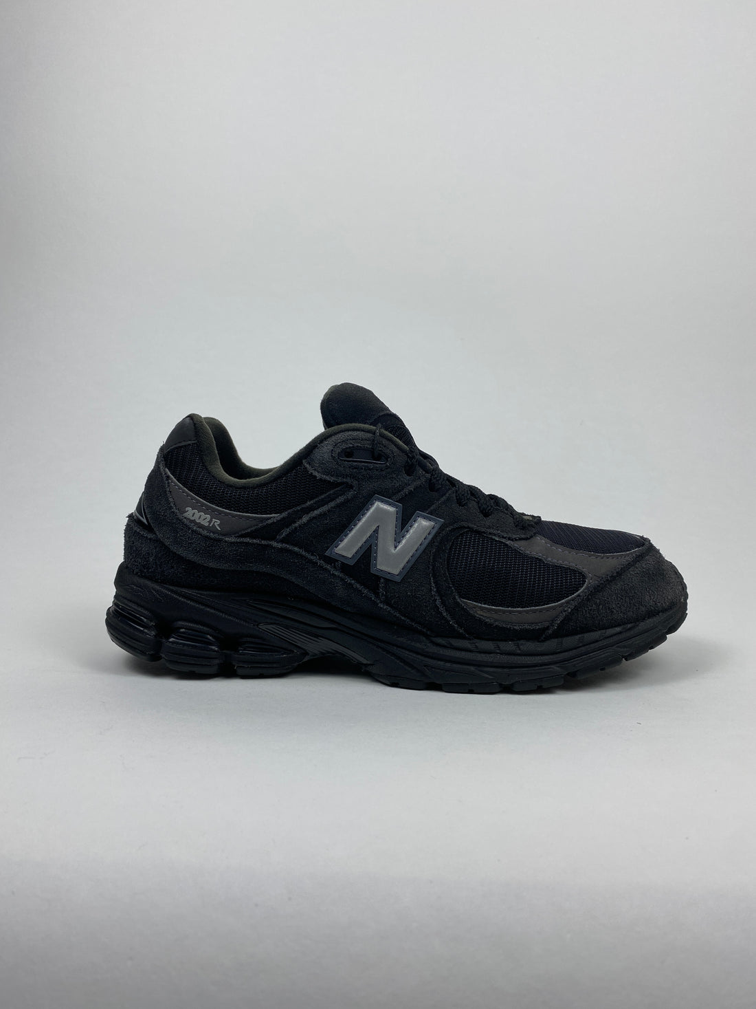 New Balance 2002R Black Silver