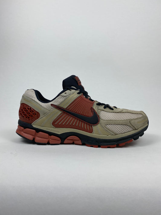 Nike Zoom Vomero 5 Desert Khaki (Taille 45)
