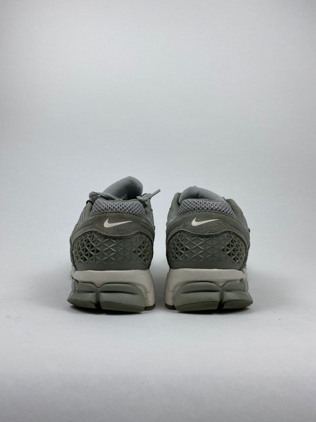 Nike Zoom Vomero 5 Dark Stucco