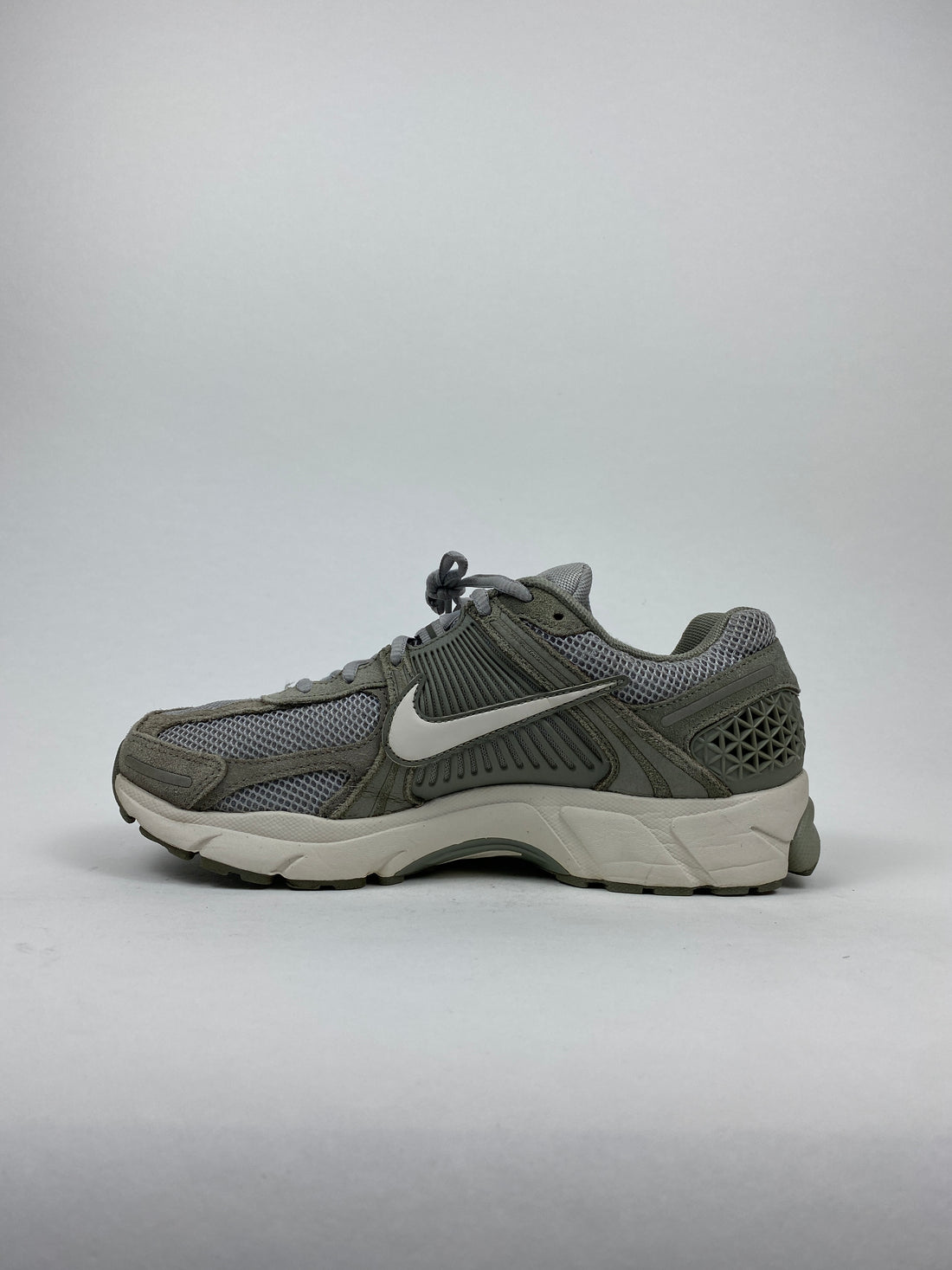 Nike Zoom Vomero 5 Dark Stucco