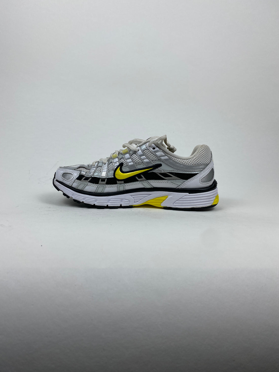 Nike P-6000 Metallic Platinum Opti Yellow