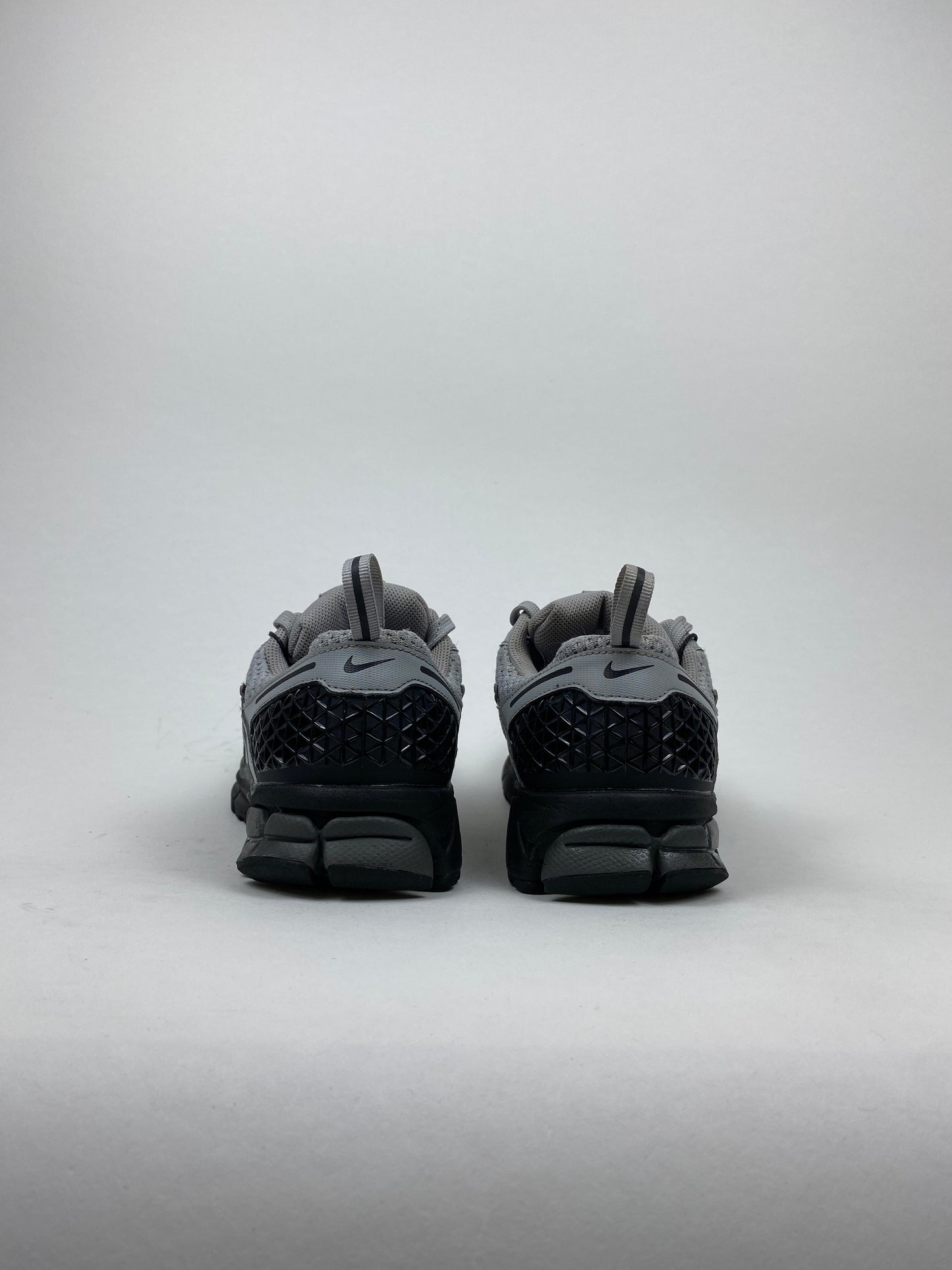 Nike Zoom Vomero 5 Wolf Grey Black (Taille 38)