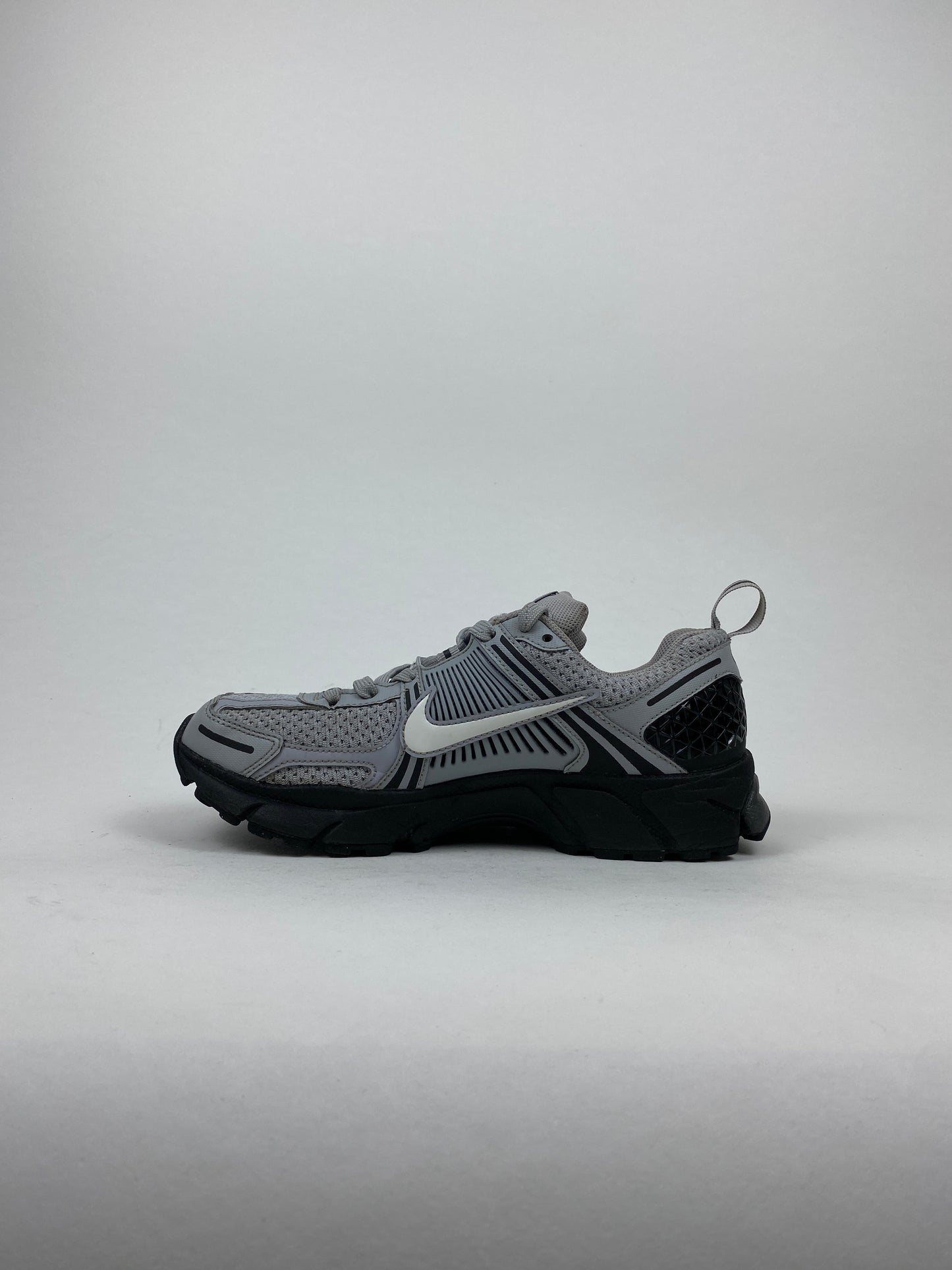 Nike Zoom Vomero 5 Wolf Grey Black (Taille 38)