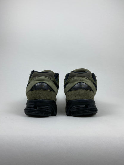 New Balance 2002R Dark Camo Dark Olivine (Taille 46,5)