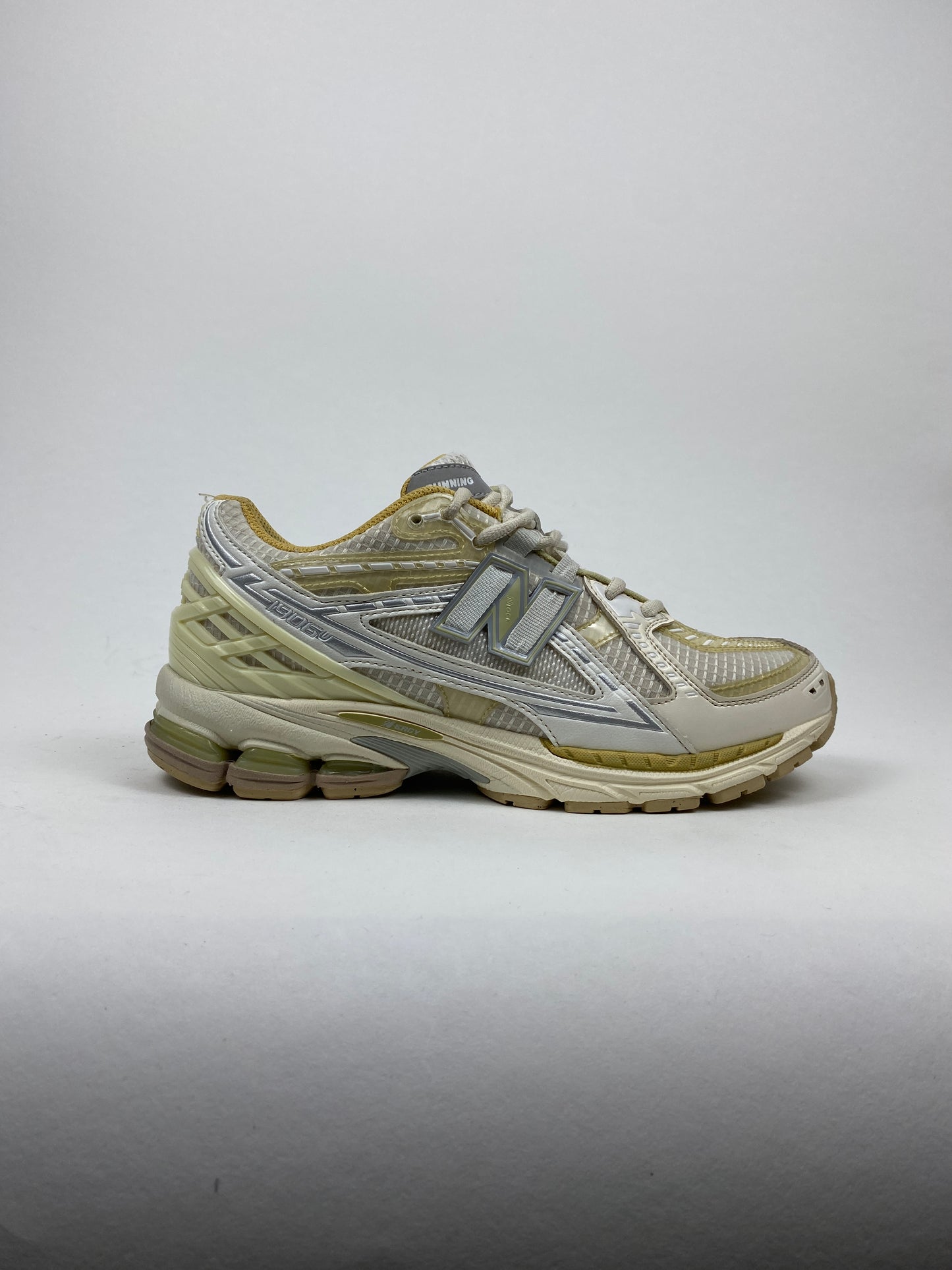New Balance 1906R Lunar New Year White (Taille 40)