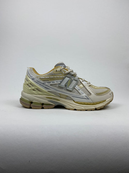 New Balance 1906R Lunar New Year White (Taille 40)