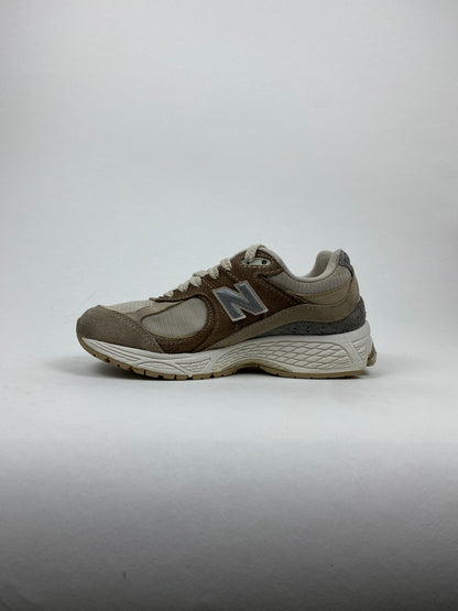 New Balance 2002R Driftwood Sandstone (Taille 37)