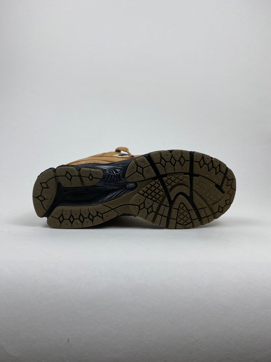 New Balance 2002R Tobacco (Taille 38,5)