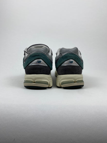 New Balance 2002R New Spruce Magnet (Taille 40,5)