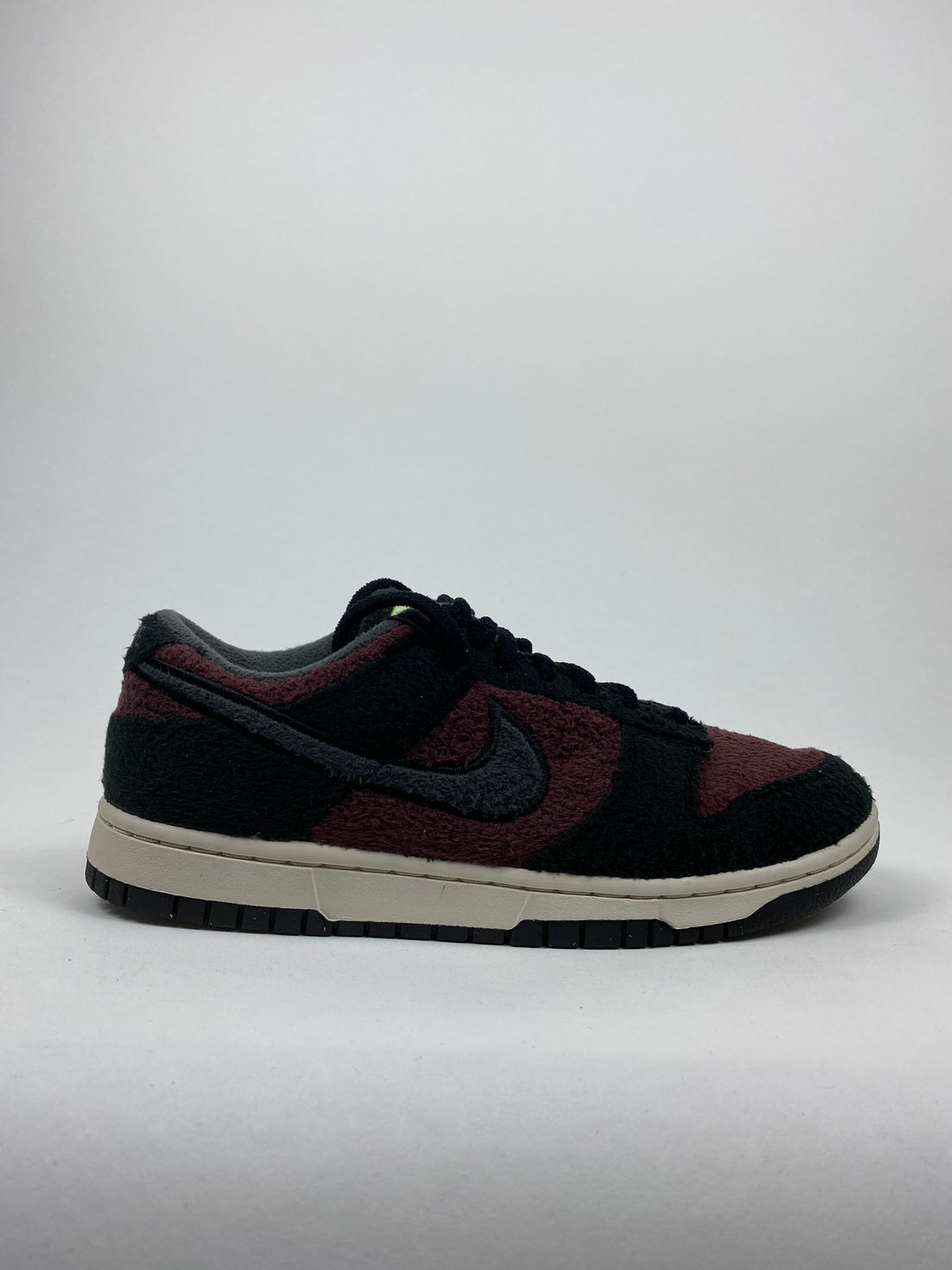 Nike Dunk Low SE Fleece Pack Bordeaux Crush