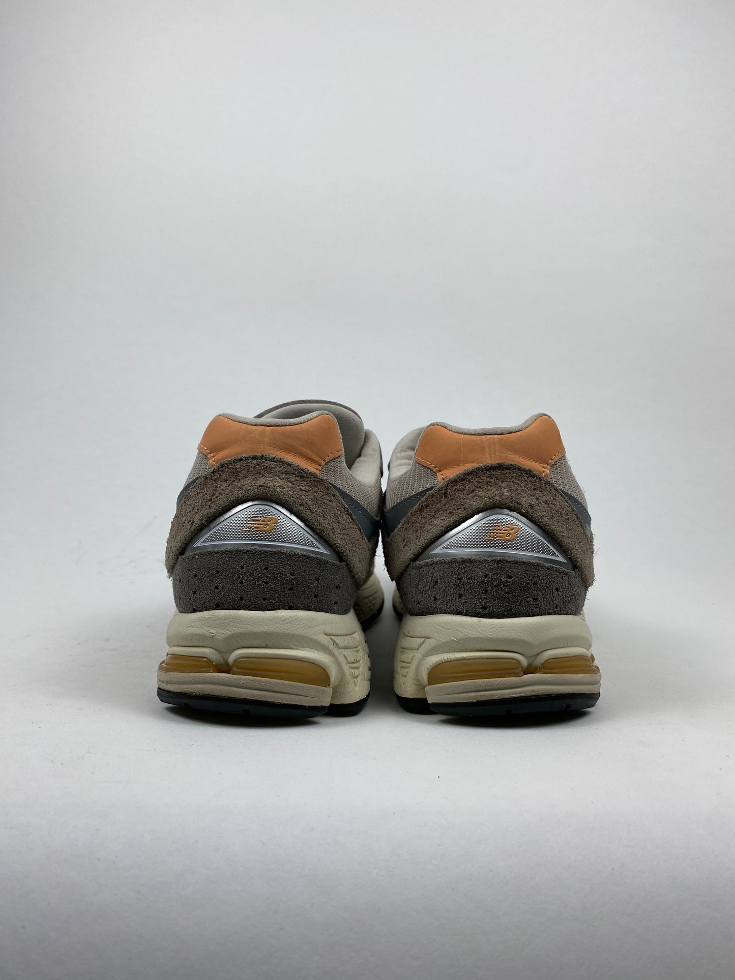 New Balance 2002R Grey Brown (Taille 42)