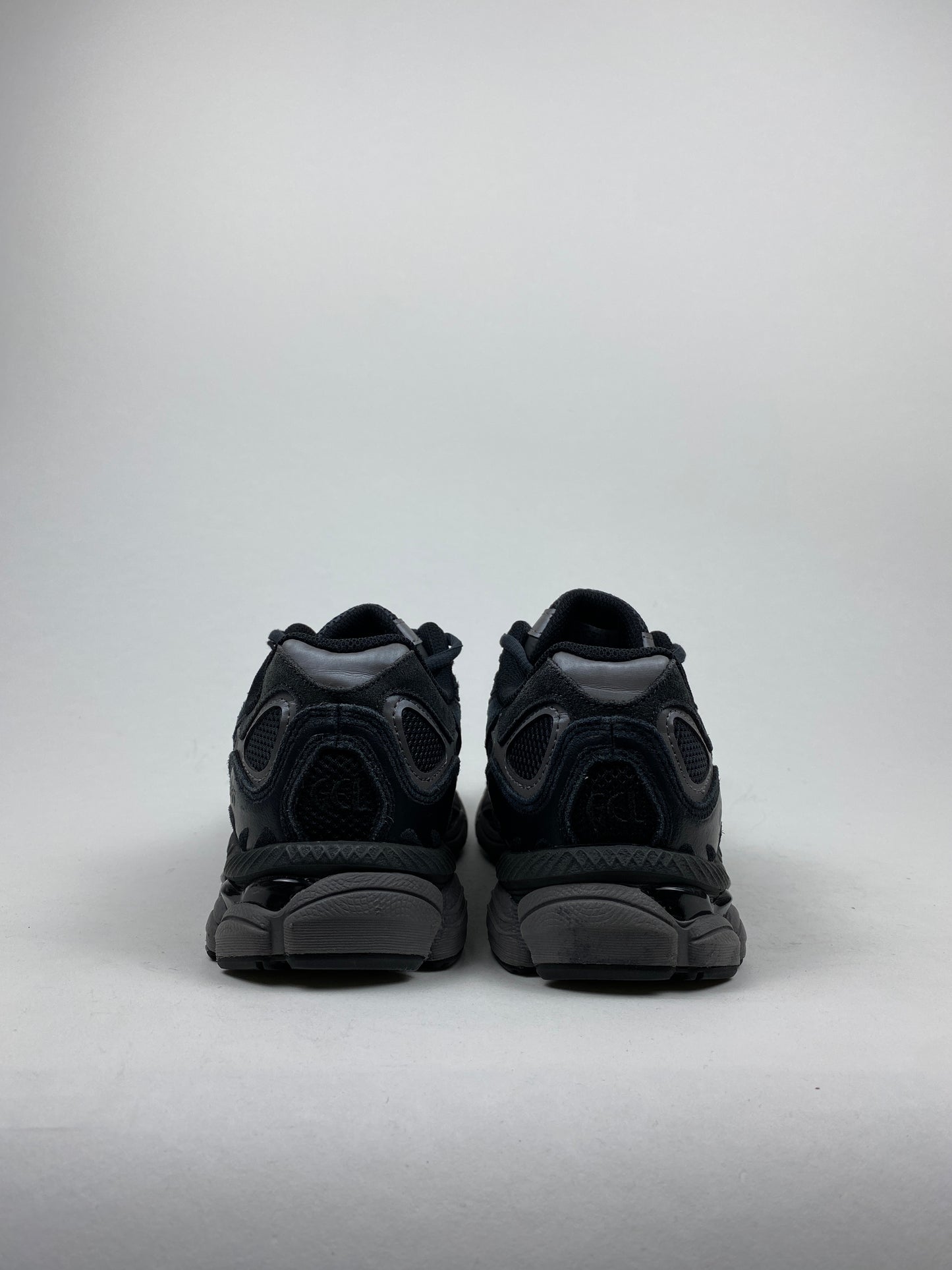 ASICS Gel-NYC Graphite Grey Black (Taille 39)