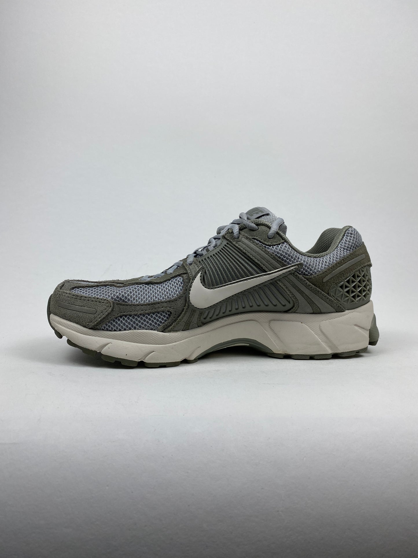 Nike Zoom Vomero 5 Dark Stucco (Taille 42,5)