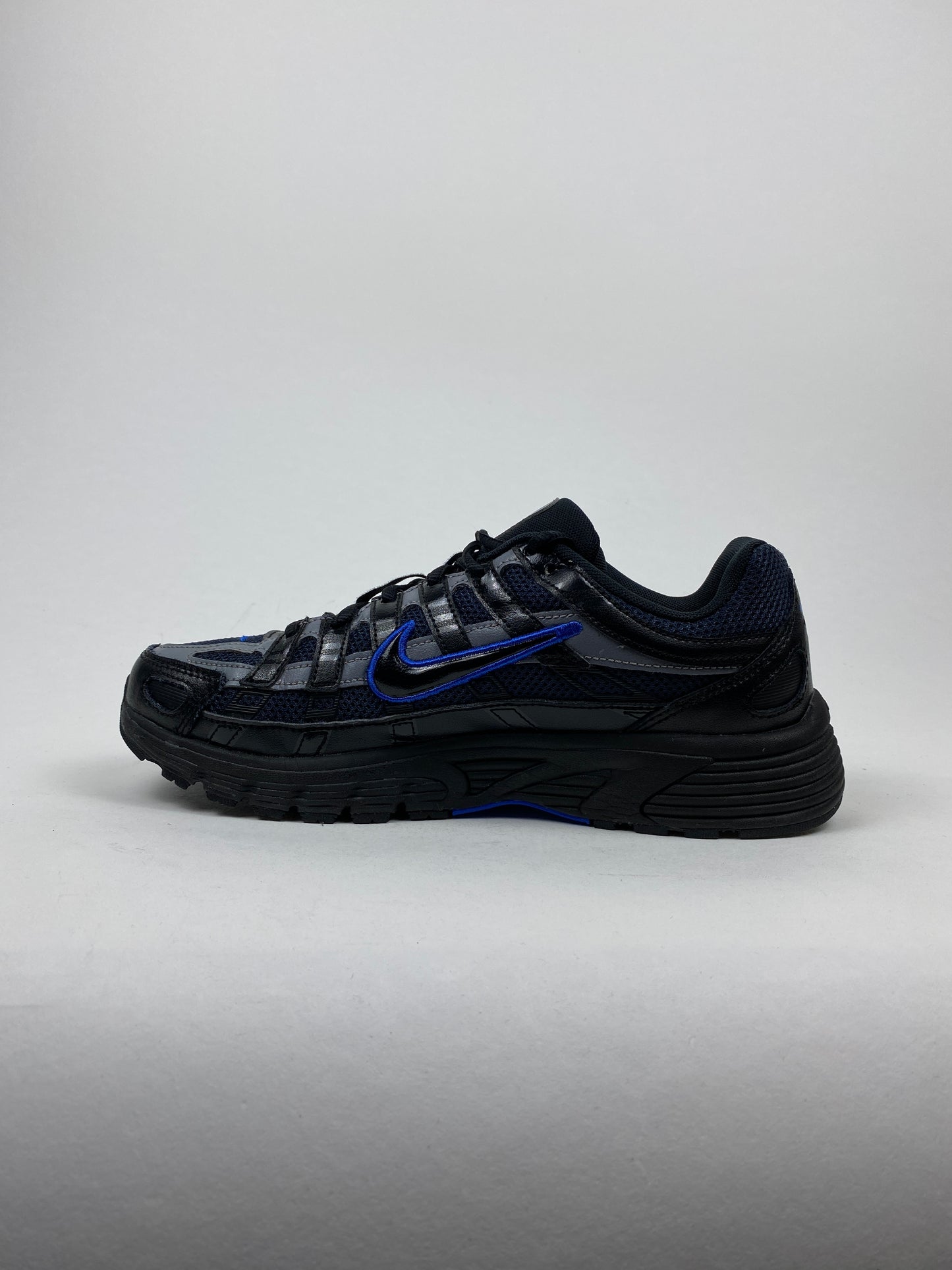 Nike P-6000 Black Game Royal (Taille 39)