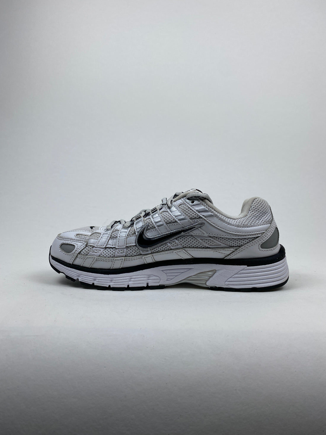 Nike P-6000 White Metallic Silver Black