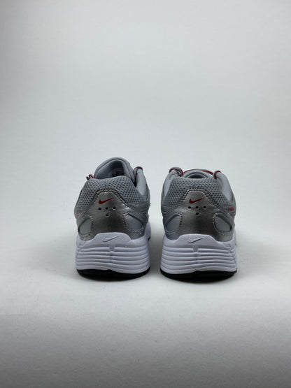 Nike P-6000 Metalic Silver Cool Red (Taille 37,5)