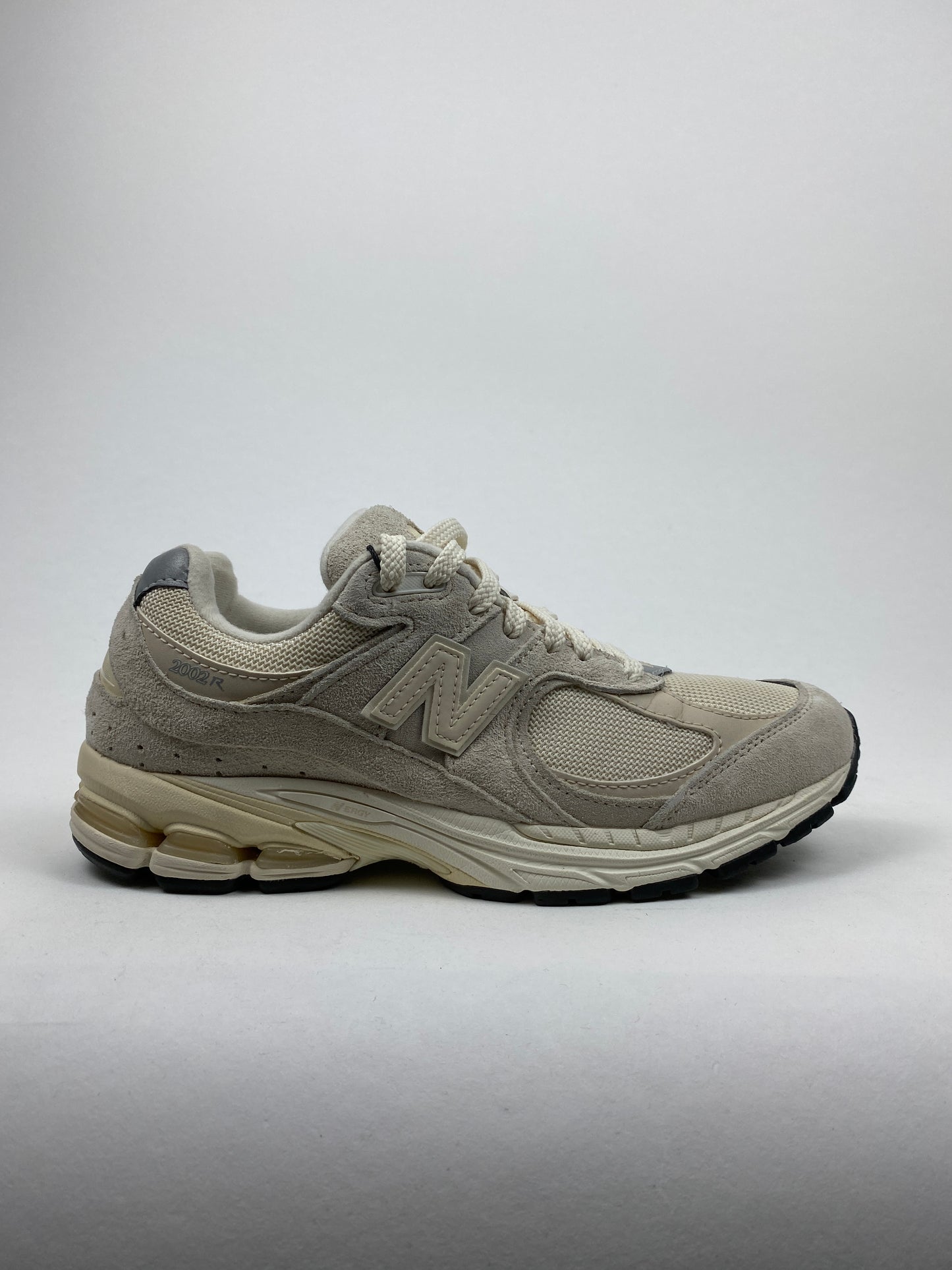 New Balance 2002R Off White (Taille 39,5)